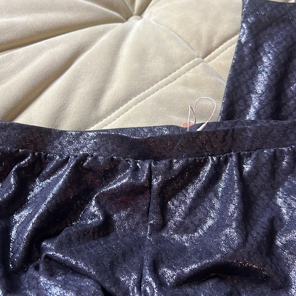 SKIMS Logo Mesh Foil Legging Onyx size L NWT - Picture 7 of 10